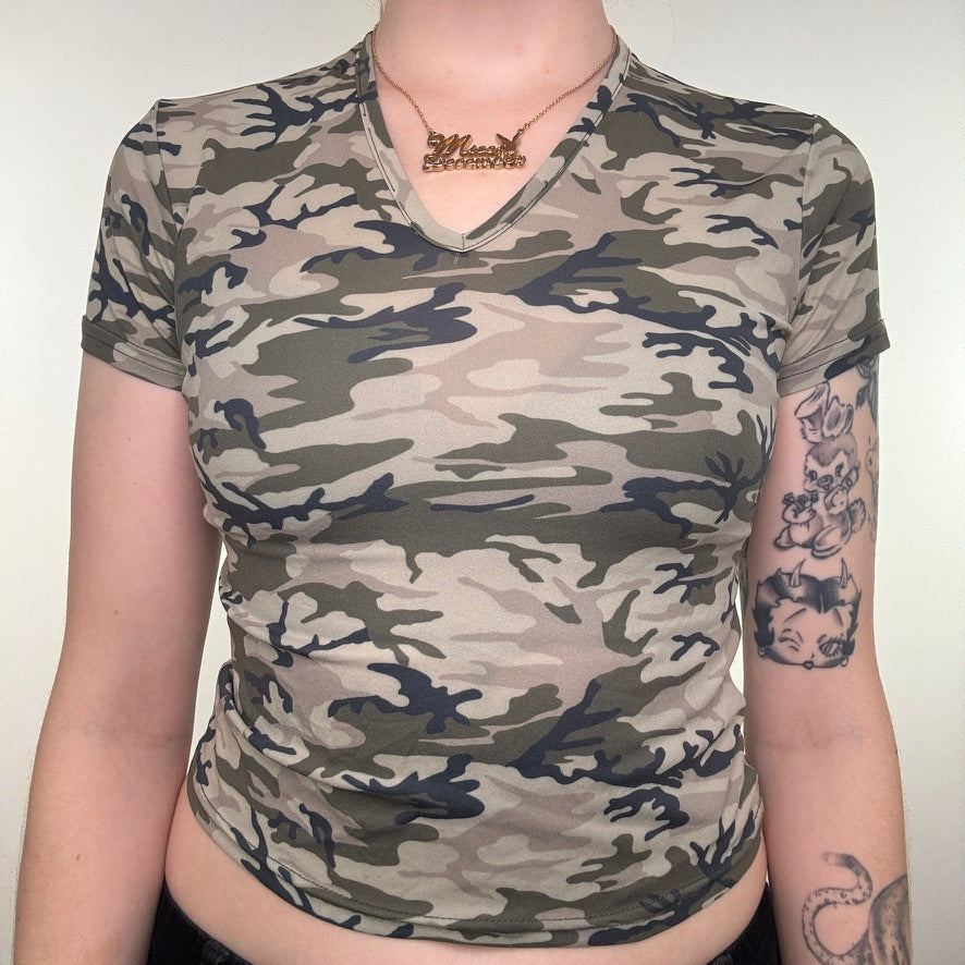 Y2K vintage camo mesh top baby tee cropped v neck fine mesh