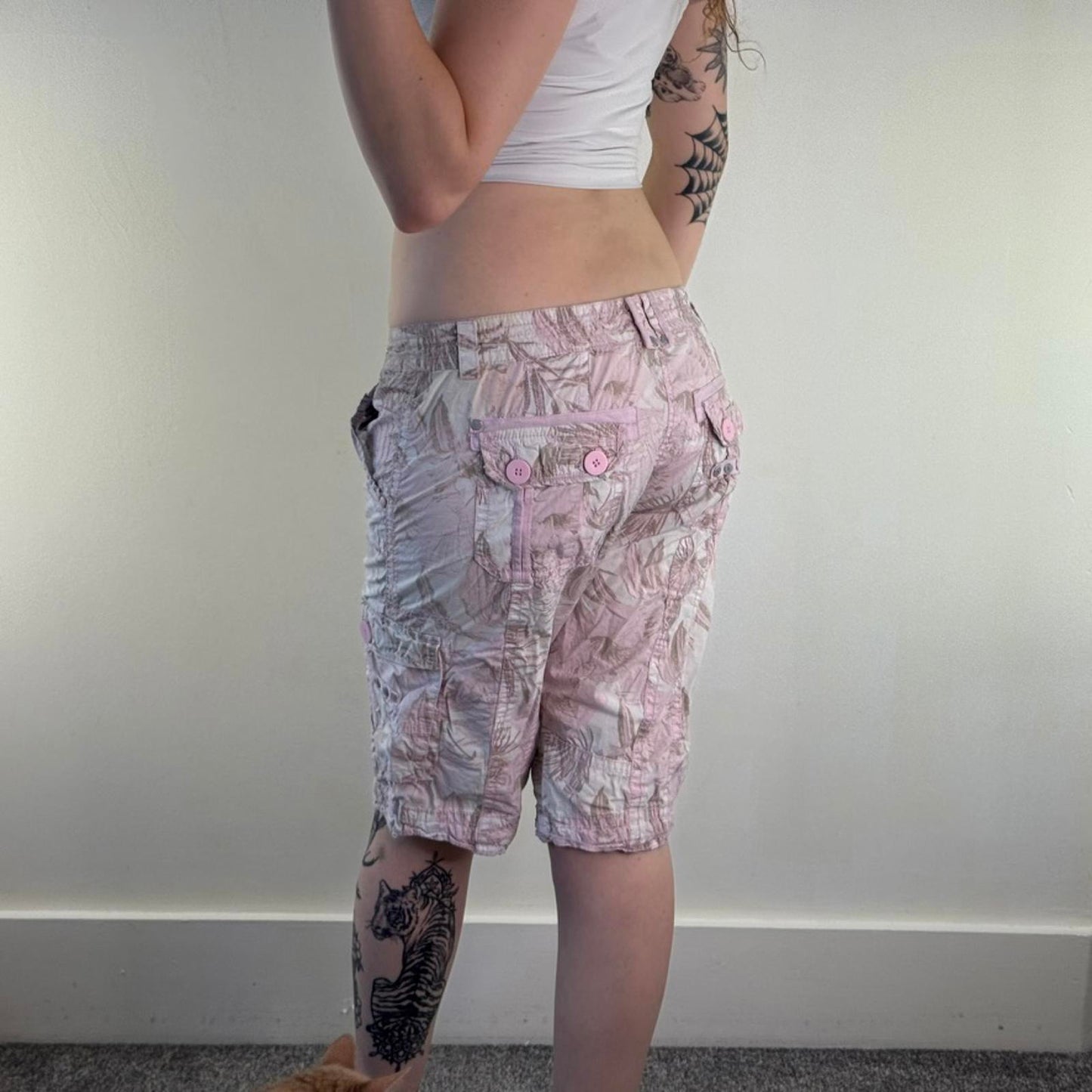 Y2K vintage low rise cargo capri trousers cropped pink cream