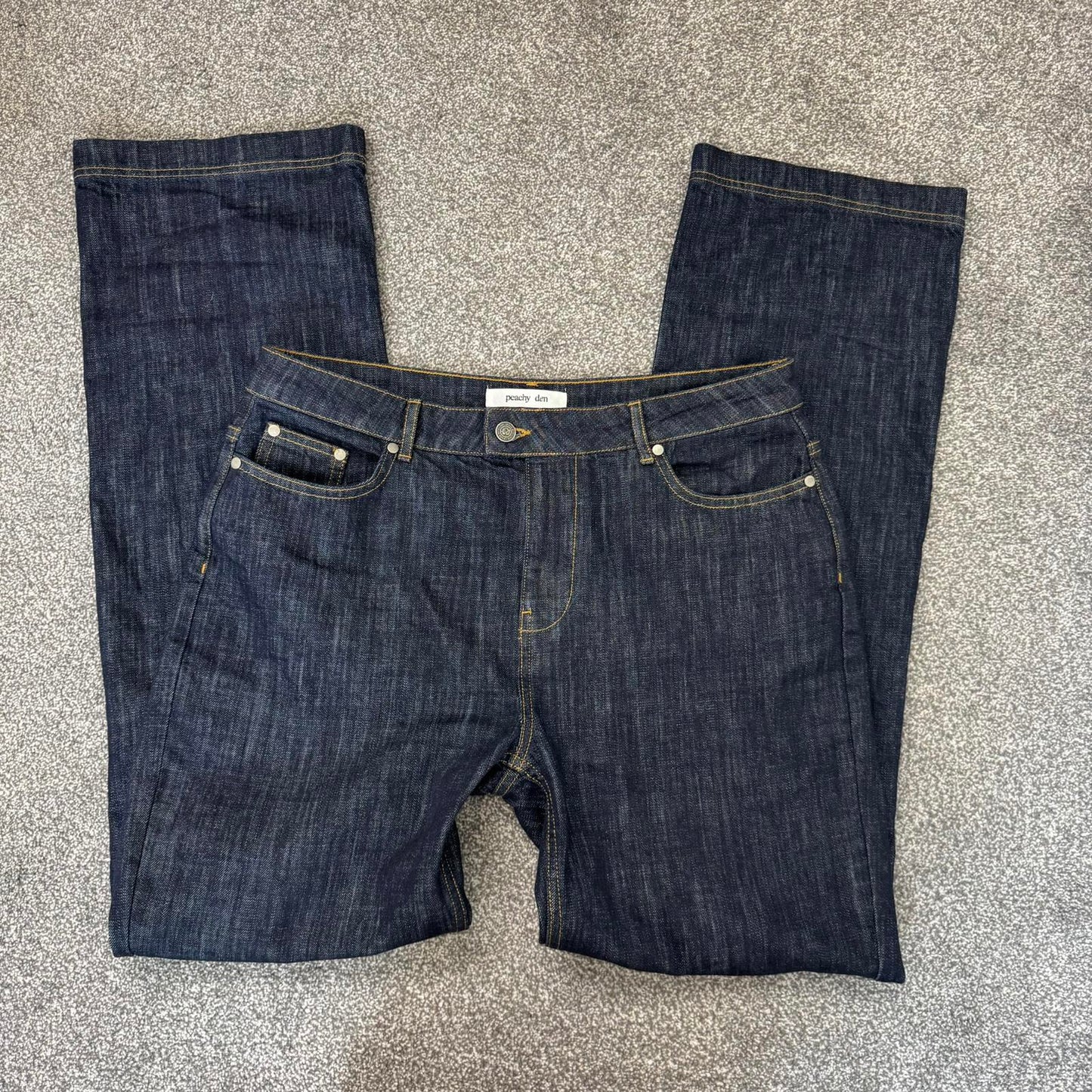 Peachy Den gigi slim leg denim jeans rinse mid rise- large