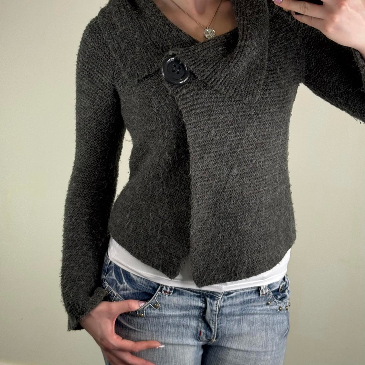 Y2K vintage knit cardigan flare sleeve button grey short length fold over neck