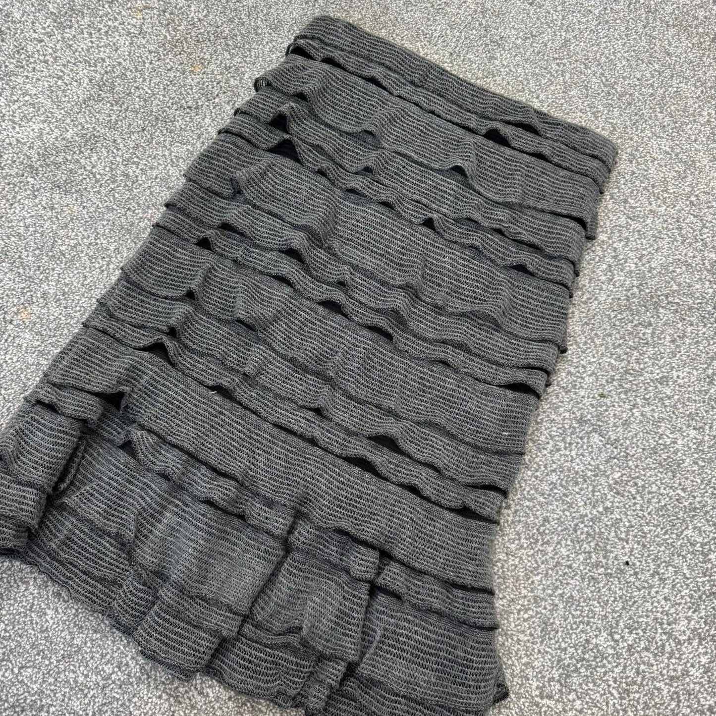 Y2K vintage frill hem layered knit fitted stretchy midi skirt mid rise archive