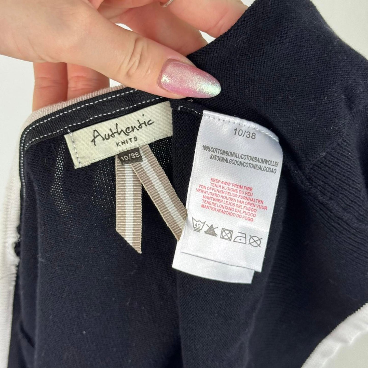 Y2K vintage button up fine knit cardigan half sleeve bow stripe black white