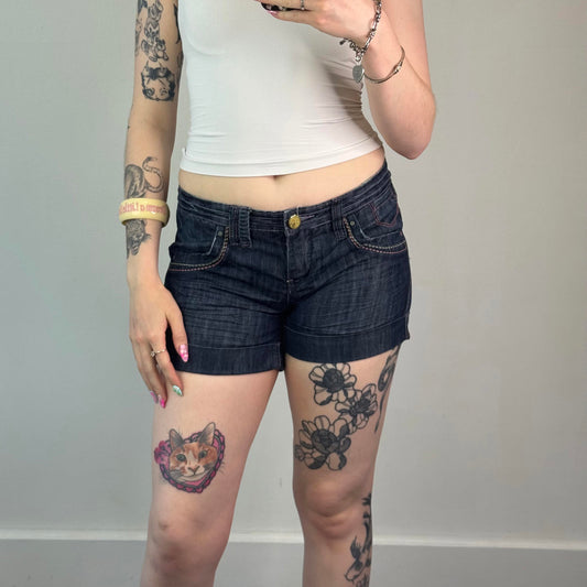 Vintage mid rise dark denim mini shorts contrast stitch turned up hem