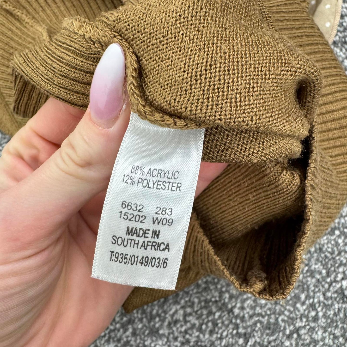 Y2K vintage fine knitted blouse sleeveless polka dot frill high neck