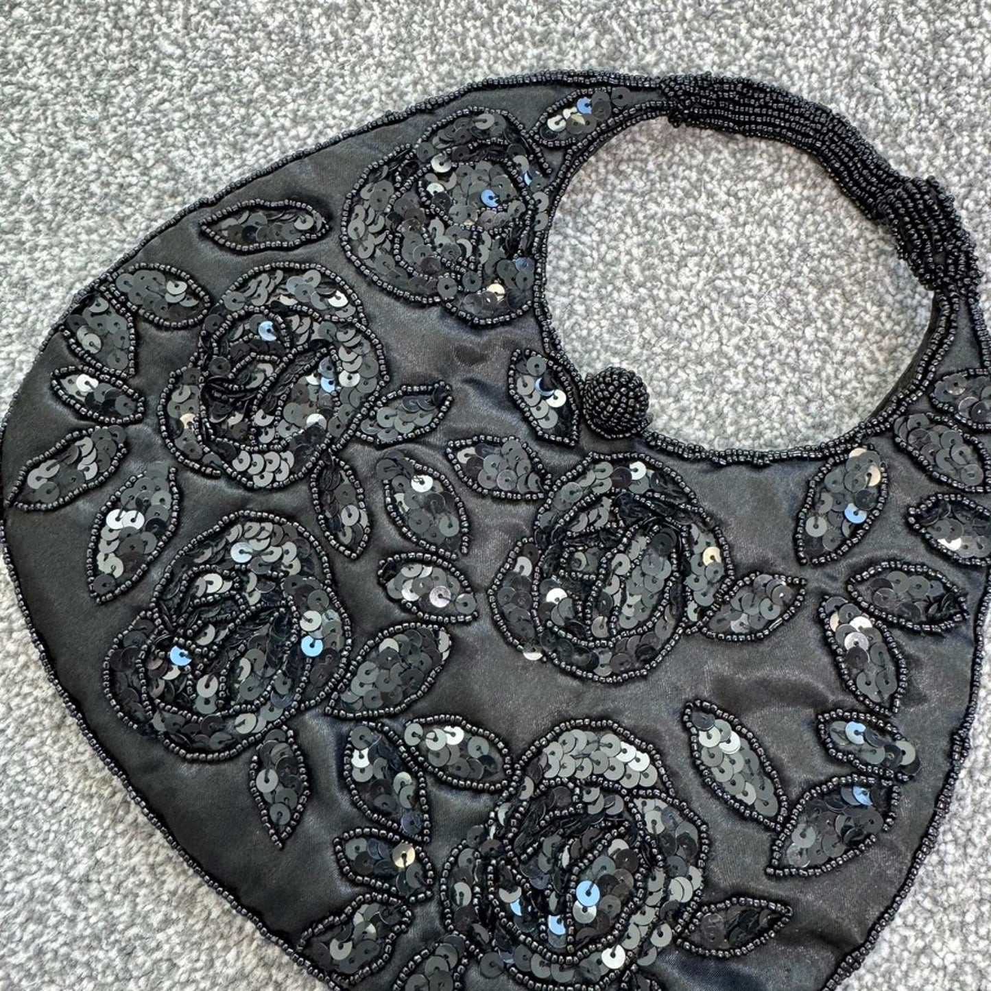 Y2K vintage mini micro satin beaded handbag sequin embellished circle evening