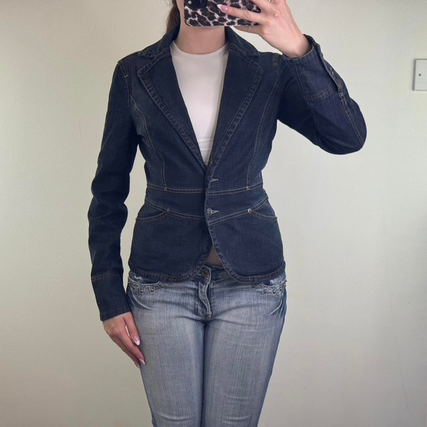 Y2K vintage fitted stretchy denim jacket button up faded wash buttons blazer