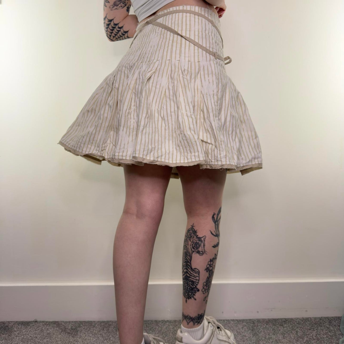 Y2K vintage striped mini skirt cotton coquette beige white criss cross wrap bow