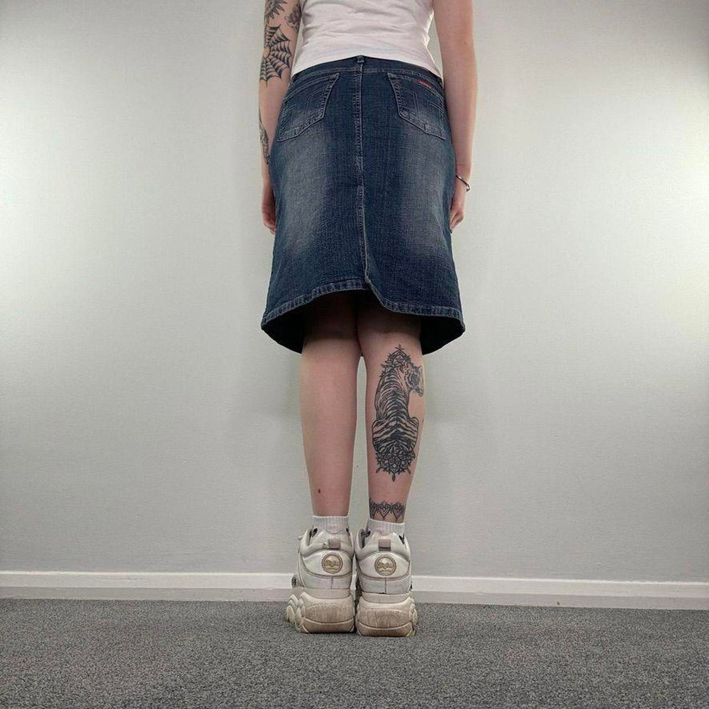 Y2K vintage faded denim midi skirt knee length mid blue