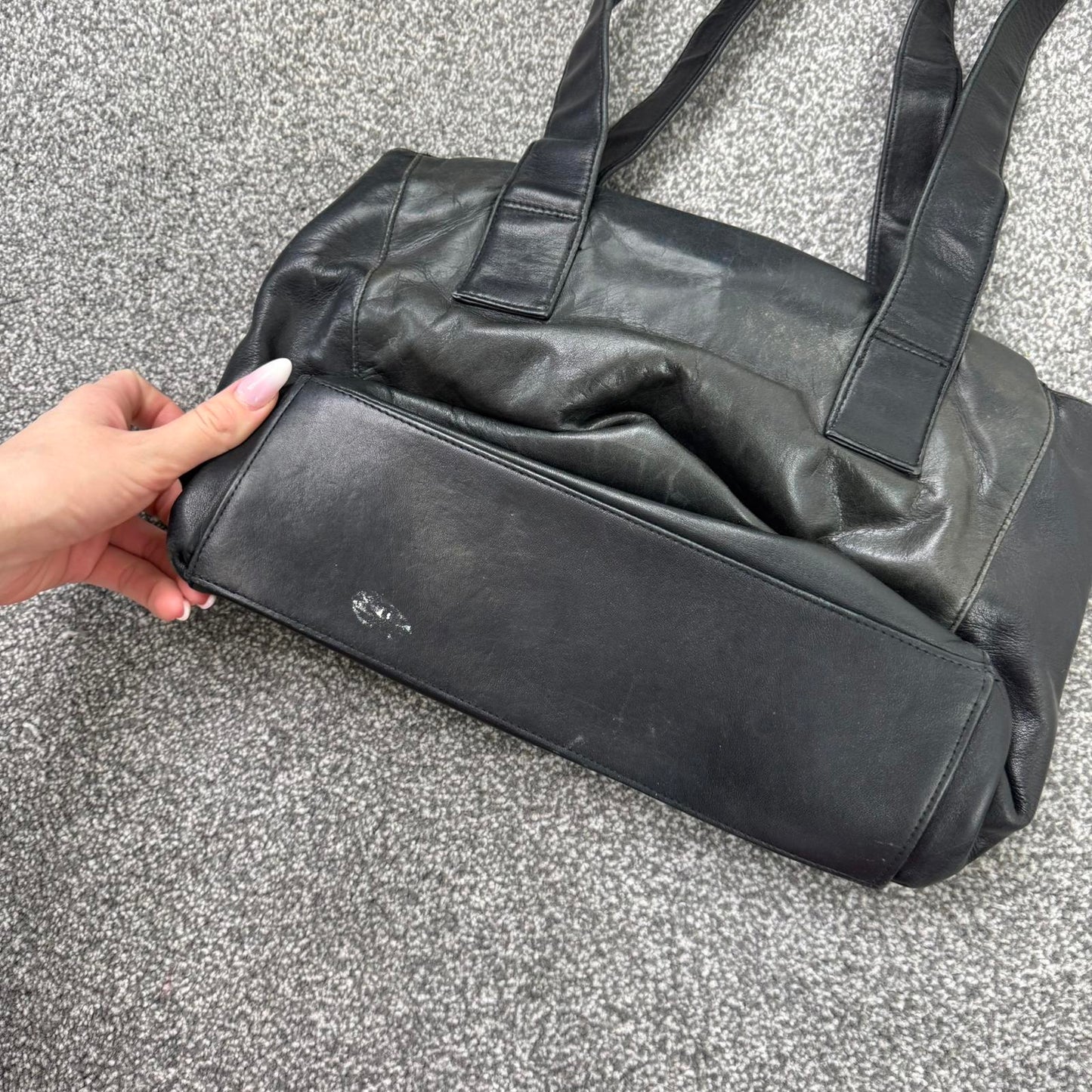 Y2K vintage genuine leather shoulder bag medium size zipper compartments