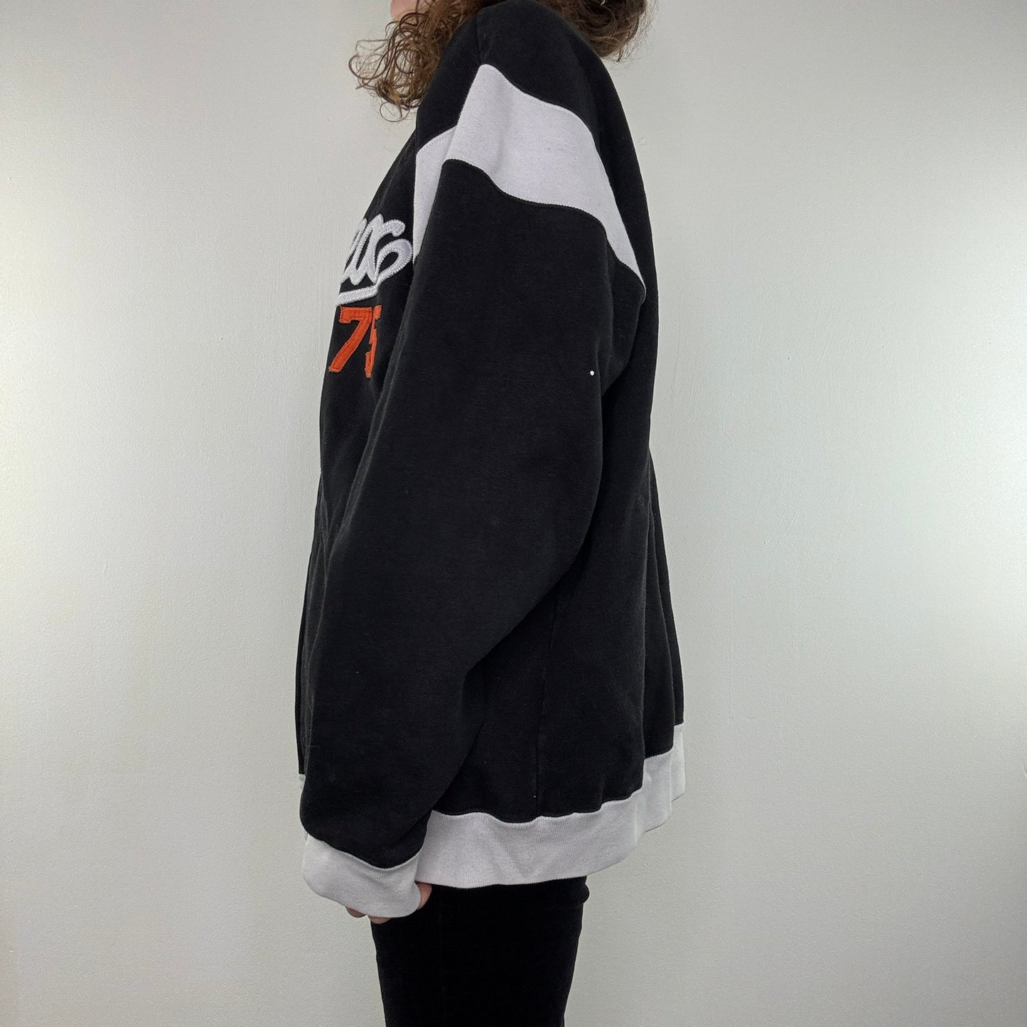 Vintage Avirex jumper zip up spell out embroidered contrast stripe 90s Y2K