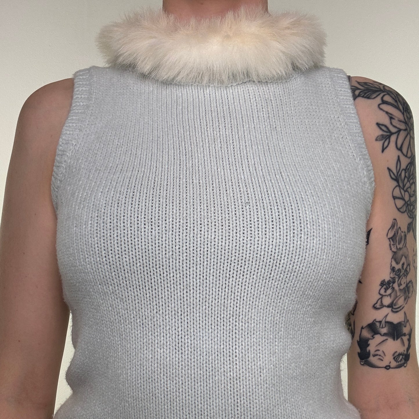Y2K vintage sleeveless top knit faux fur collar tank winter snow fairy kawaii