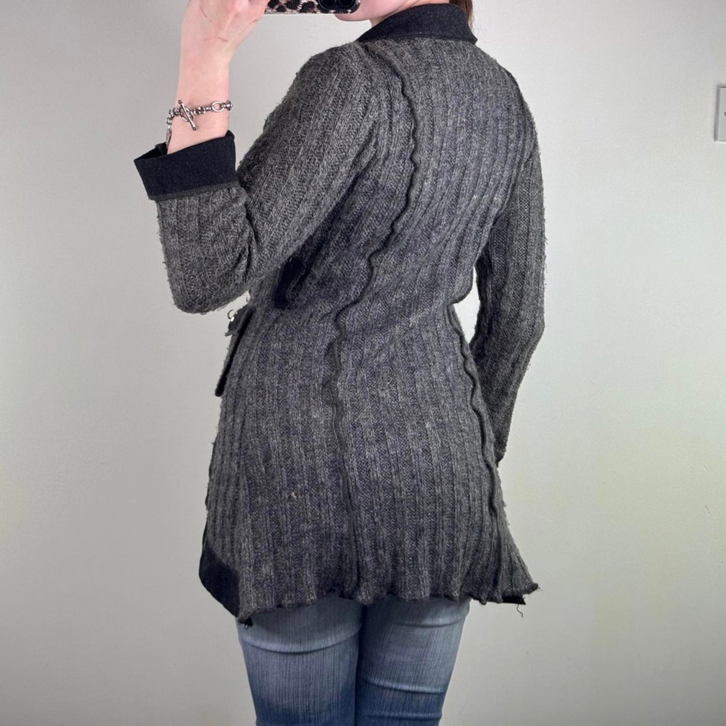 Y2K vintage mohair blend cardigan ribbed mid length v neck black grey fitted