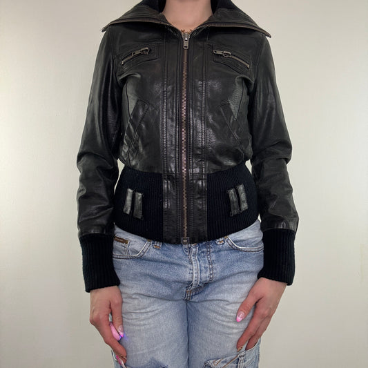 Y2K vintage fitted leather zip up short jacket