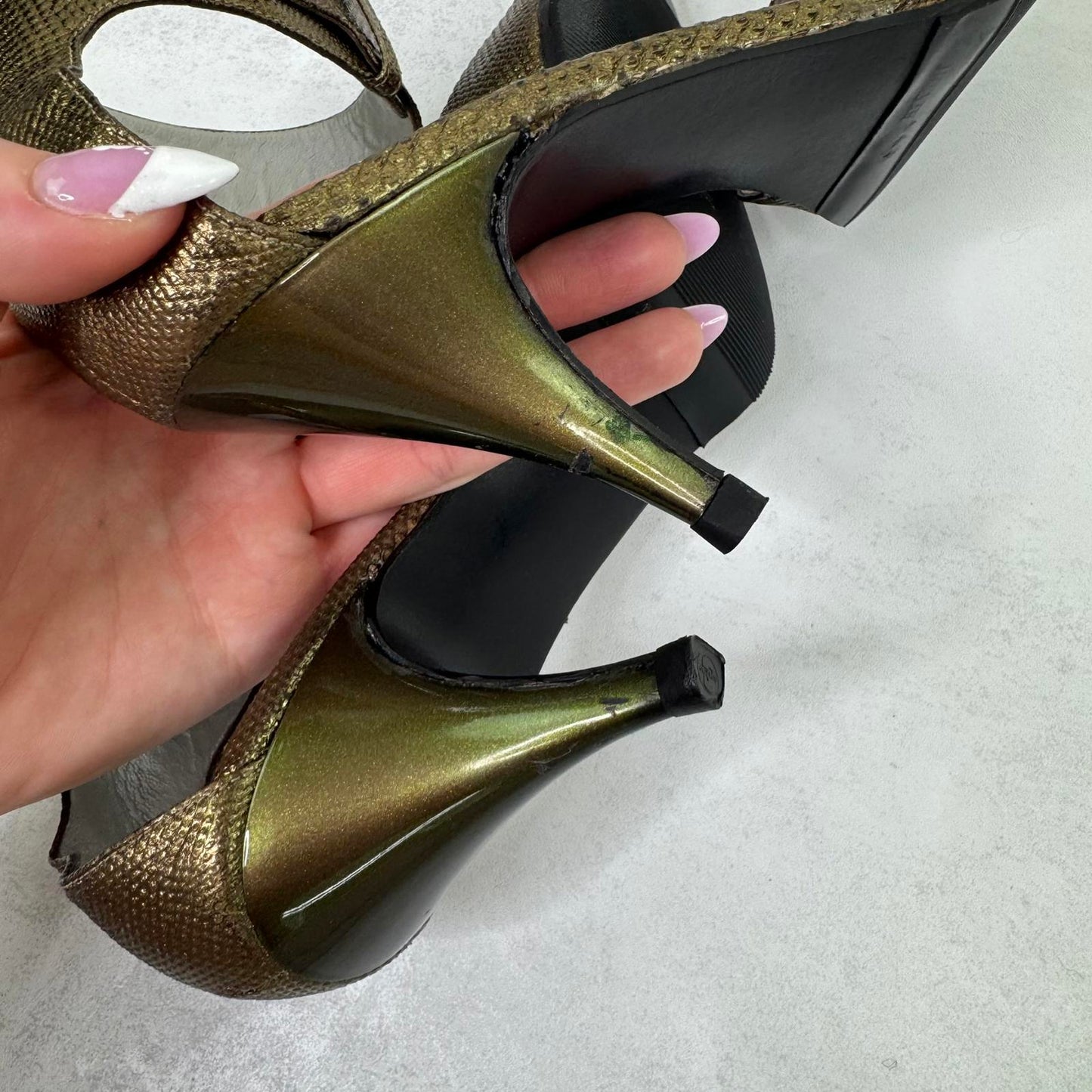 Y2K vintage Gucci by Tom Ford Gold Leather Heels with Ankle Strap Snake