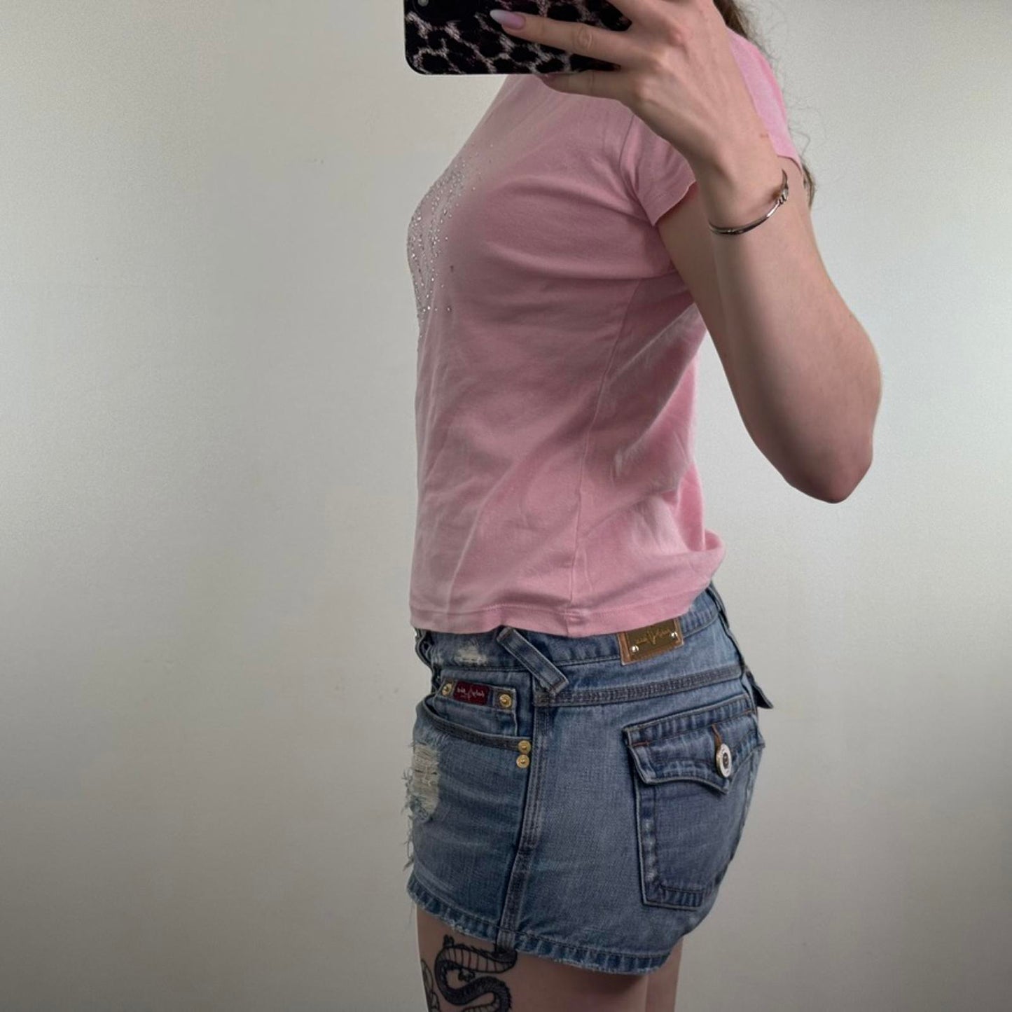 Y2K vintage Rocawear short sleeve top rhinestone baby pink mcbling