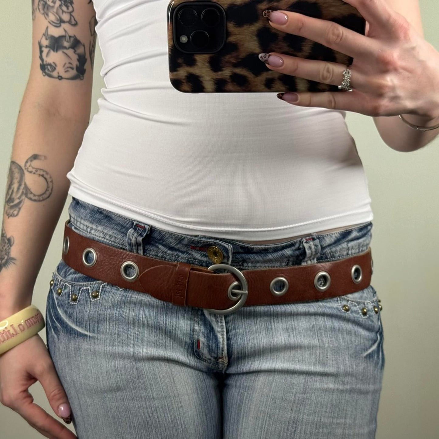 Y2K vintage genuine leather belt grommet brown