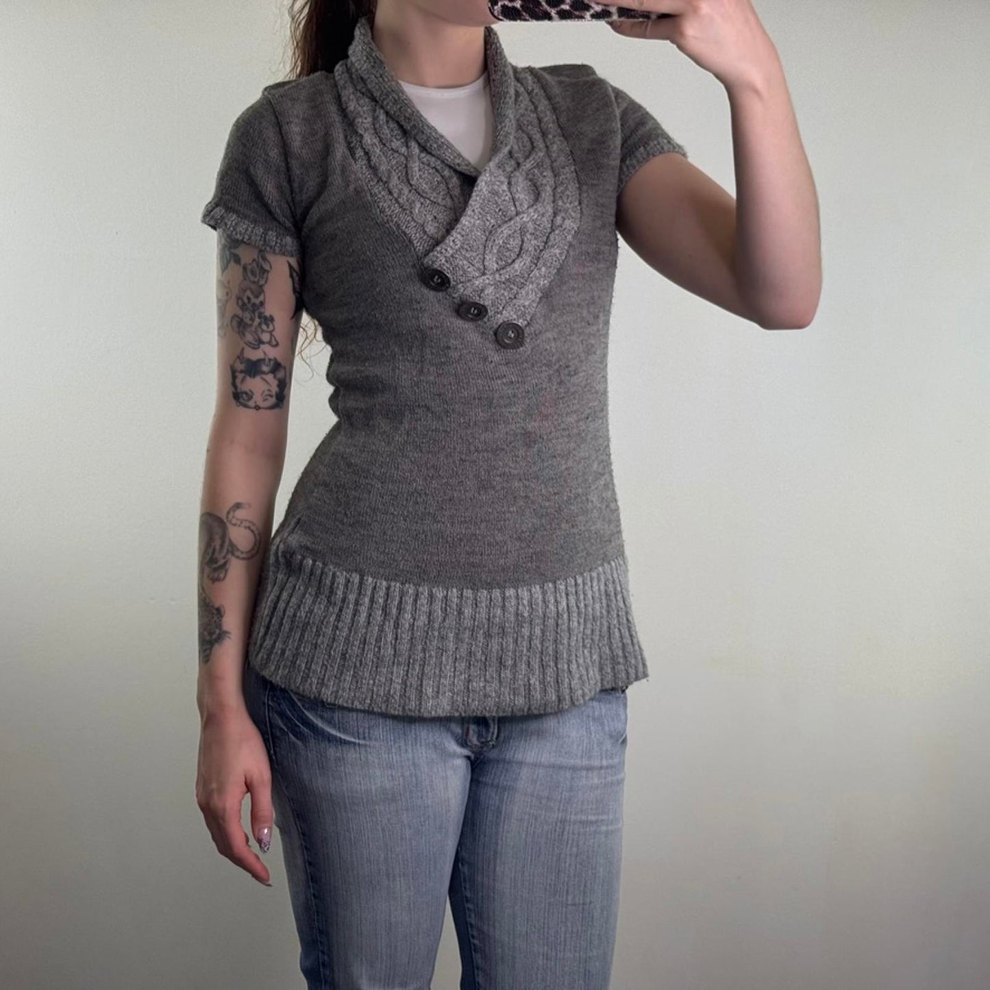 Y2K vintage short sleeve knitted v neck jumper buttons cable knit