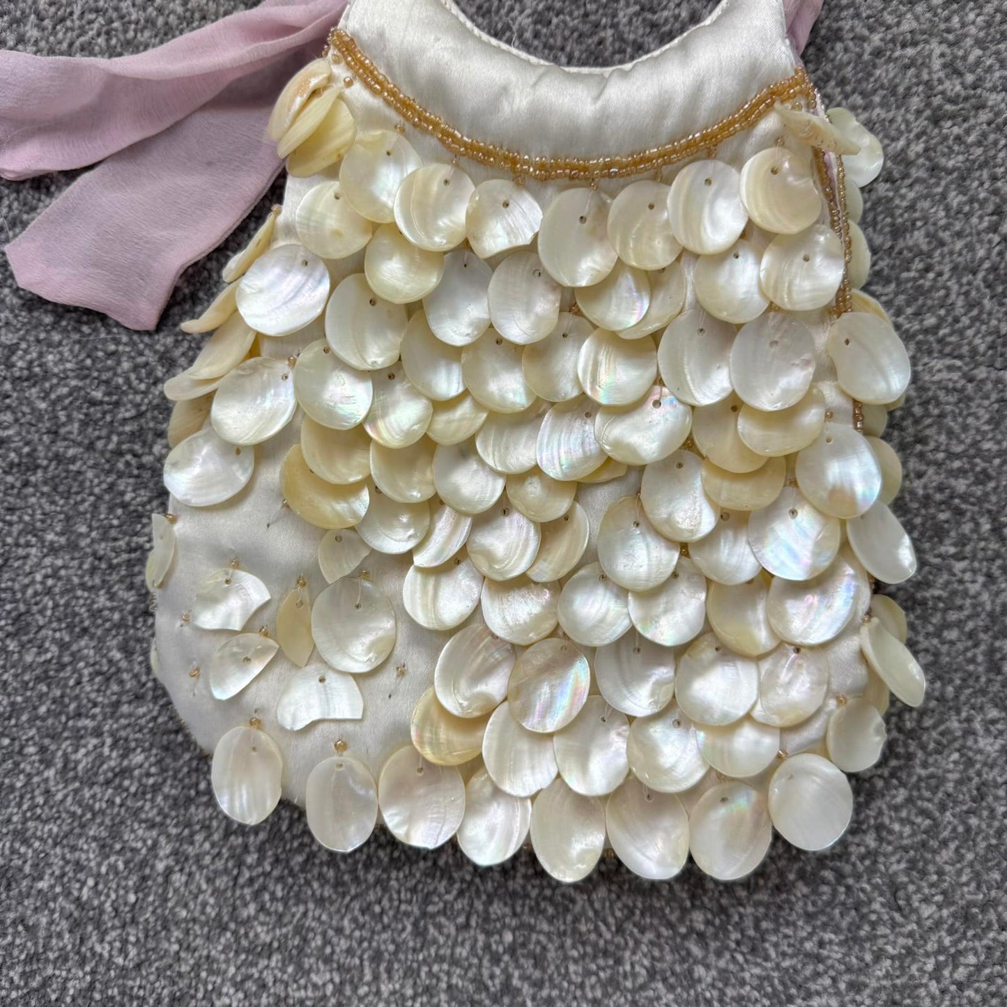 Y2K vintage mini shell handbag beaded silk circle handle seashell