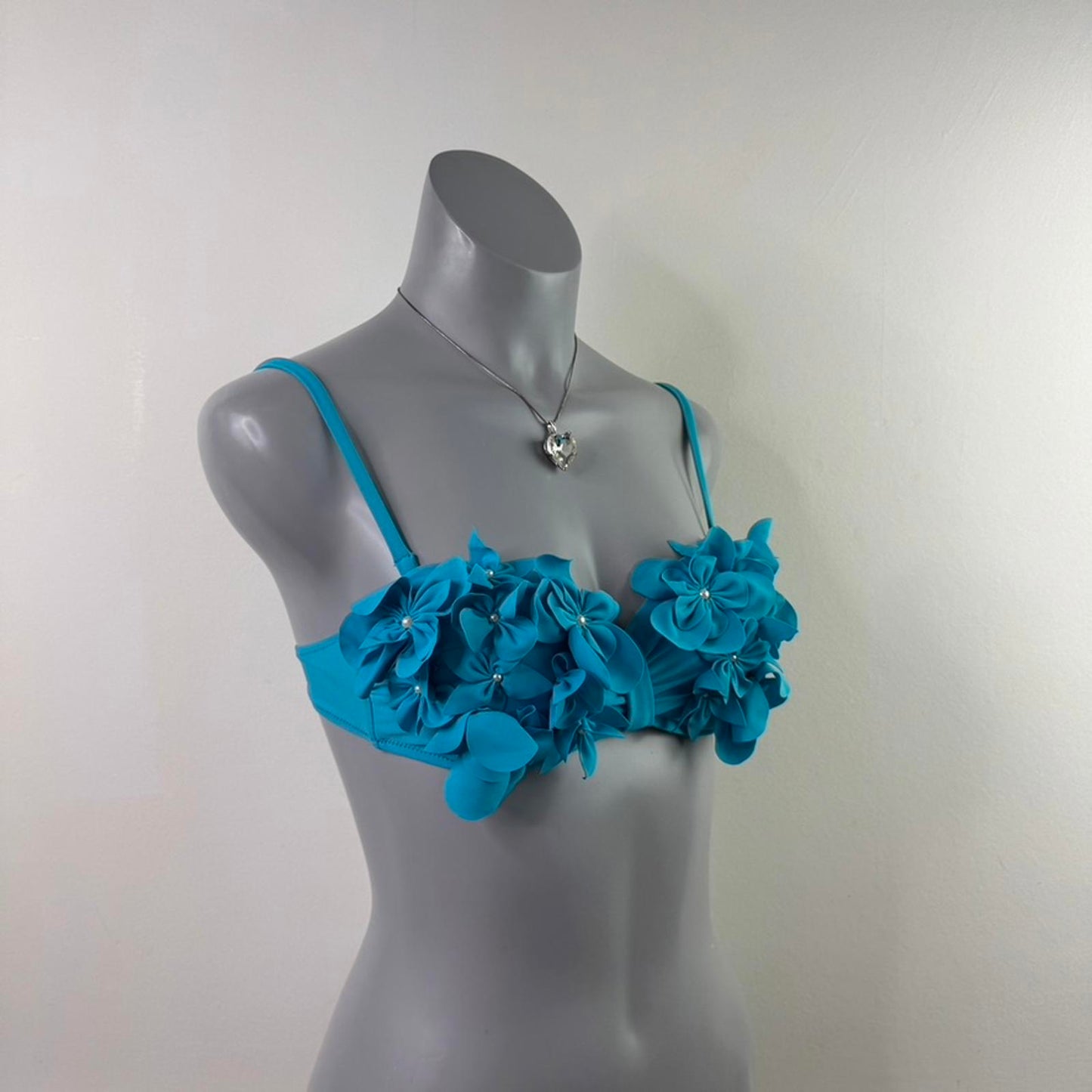 Y2K vintage bikini top 3D flowers underwire ruched strapless blue swimwear