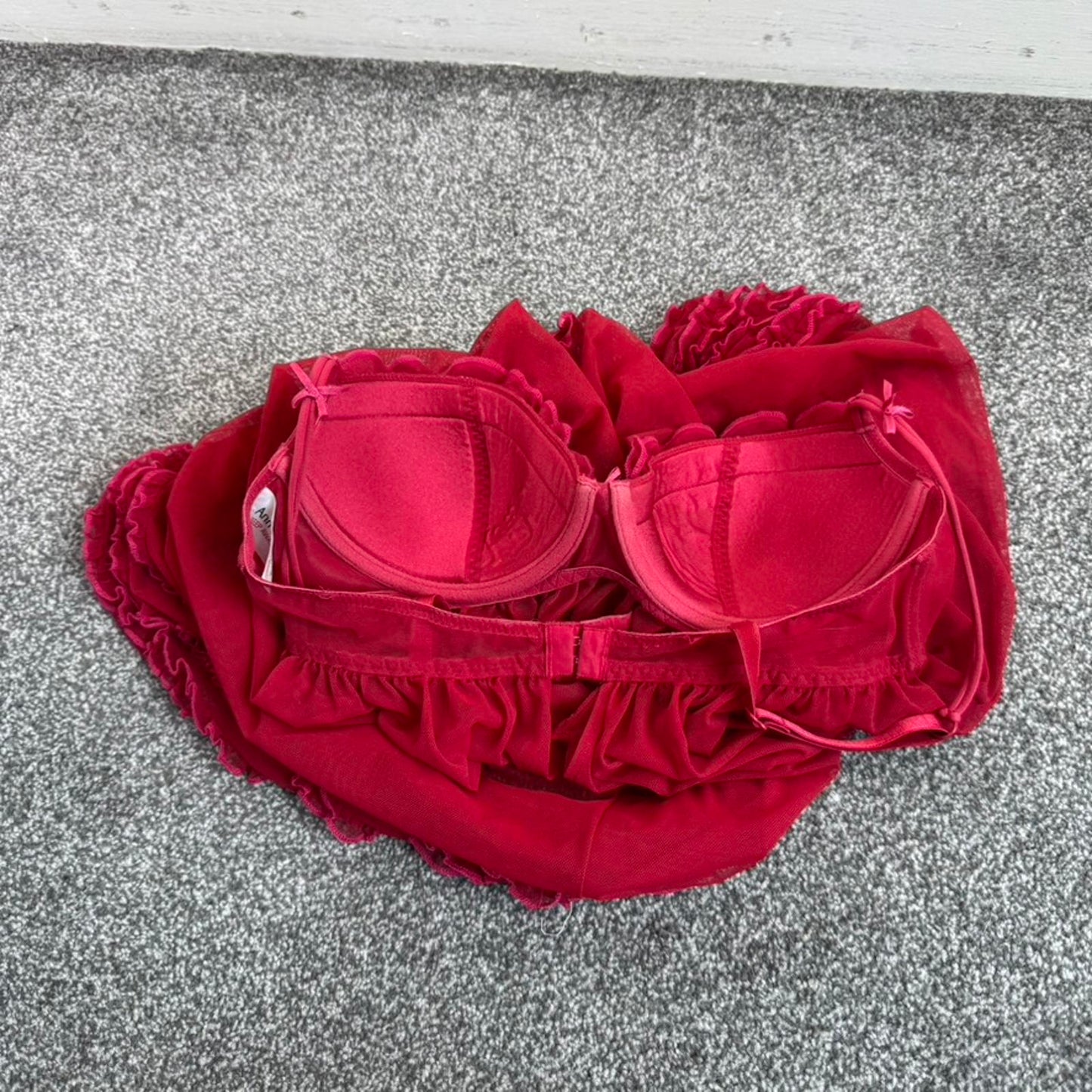 Y2K vintage Ann Summers mesh babydoll frilly underwired lightly padded bow red