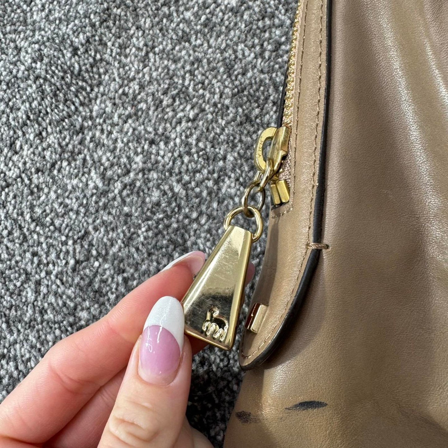 Y2K vintage L.A.M.B. Gwen Stefani large handbag genuine leather brown cream