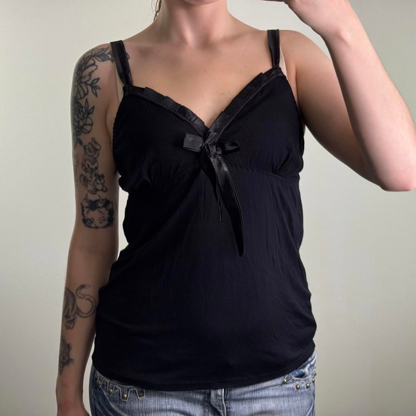 Y2K vintage bow cami top slouchy ruched cups strappy