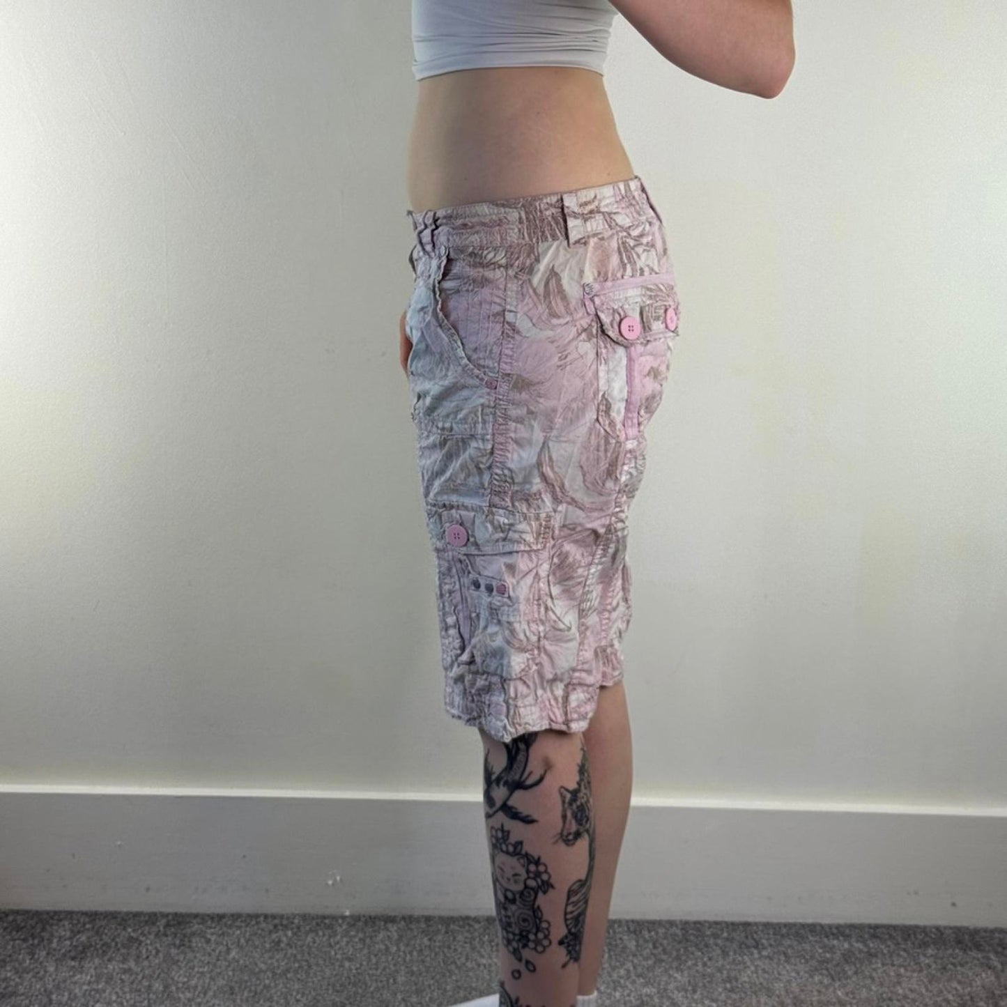 Y2K vintage low rise cargo capri trousers cropped pink cream