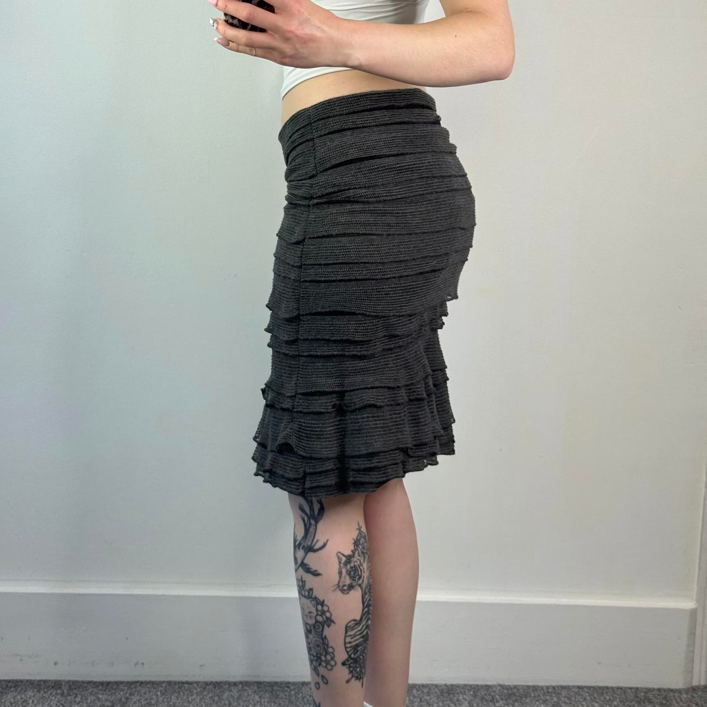 Y2K vintage frill hem layered knit fitted stretchy midi skirt mid rise archive