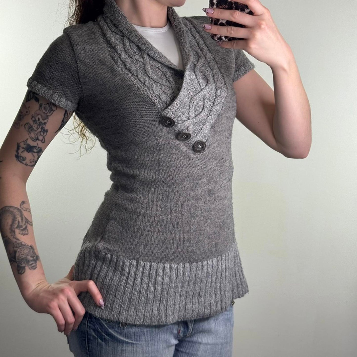 Y2K vintage short sleeve knitted v neck jumper buttons cable knit