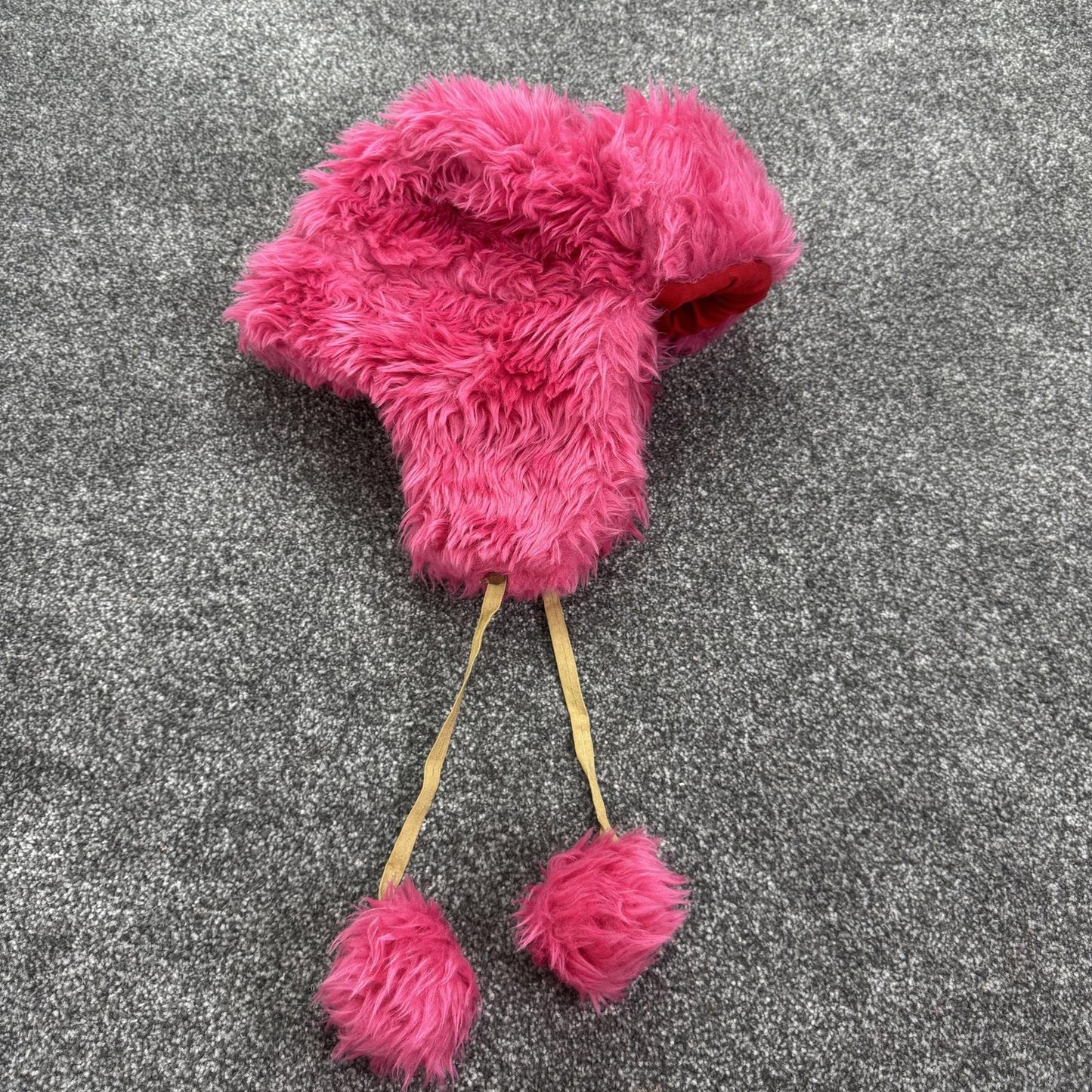 Y2K vintage faux fur trapper hat pom poms pink fluffy