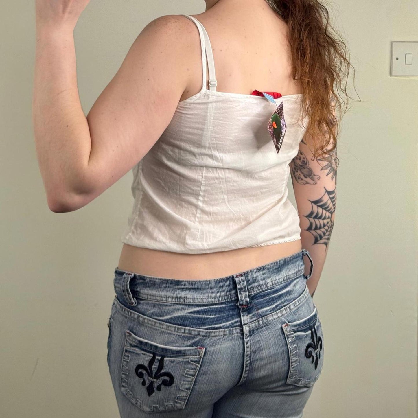 Y2K vintage cami top cropped straight neck strappy broderie anglaise coquette