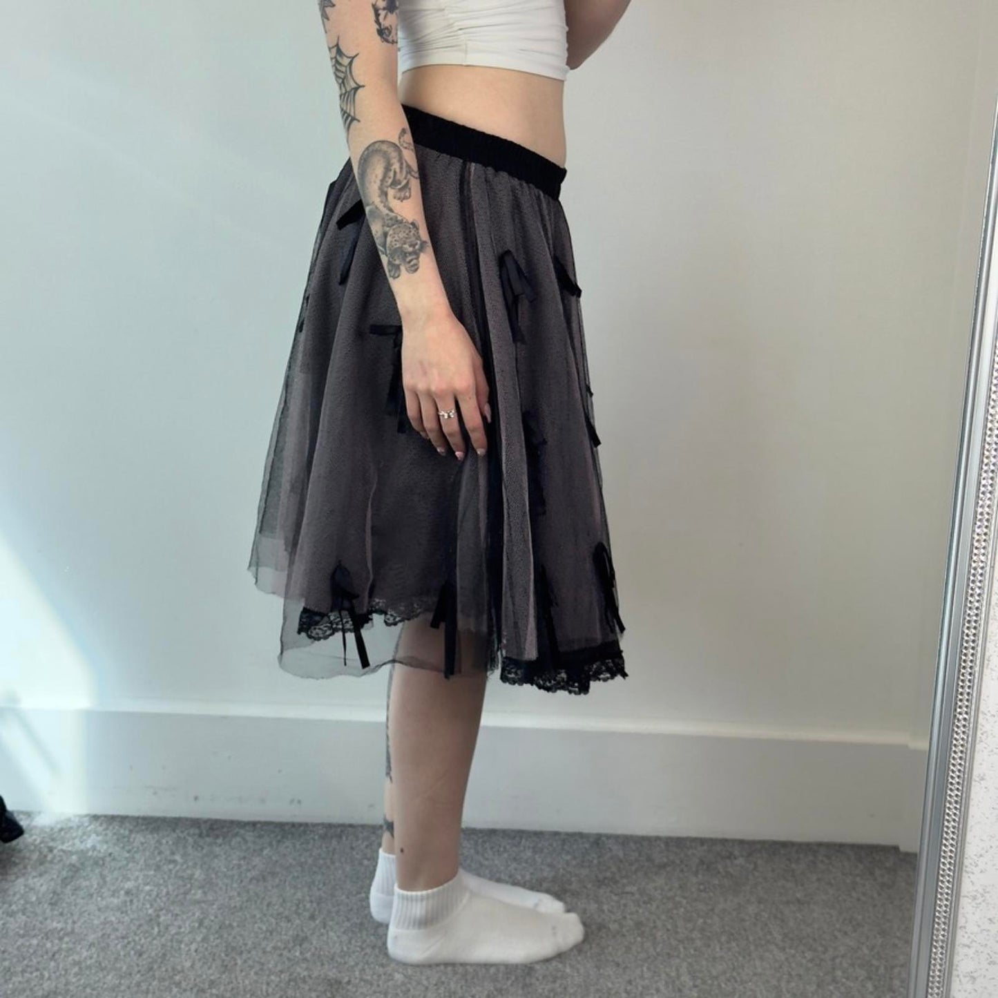 90s vintage Raven gothic netted bow midi skirt lace trim