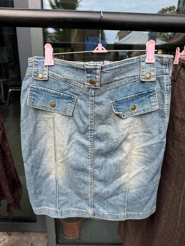 Y2K vintage denim mini skirt zip up front cargo pockets stretchy fitted