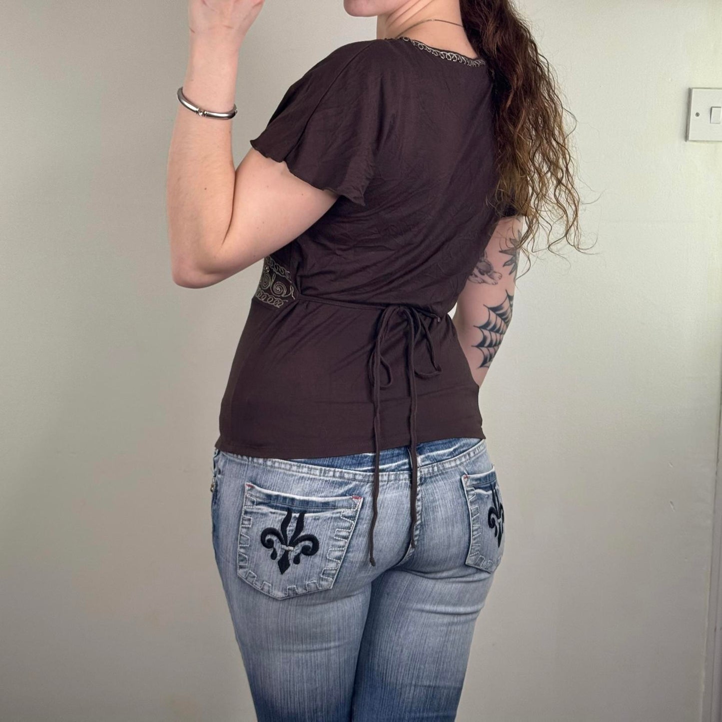 Y2K vintage boho tie back top short sleeve v neck embroidered sequin bow stretch
