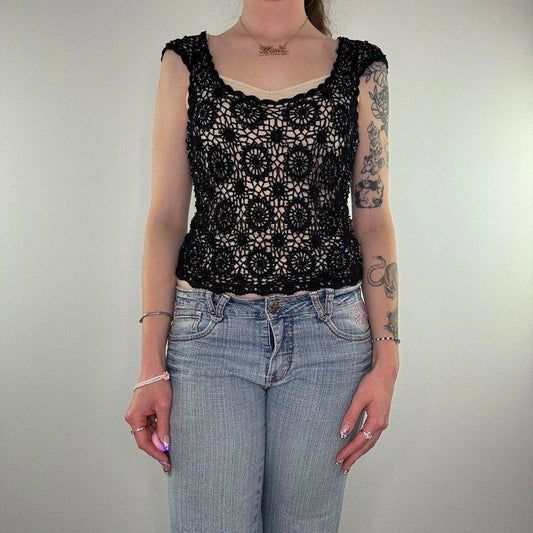 Y2K vintage crochet floral beaded cap sleeve top round deep neckline/ back