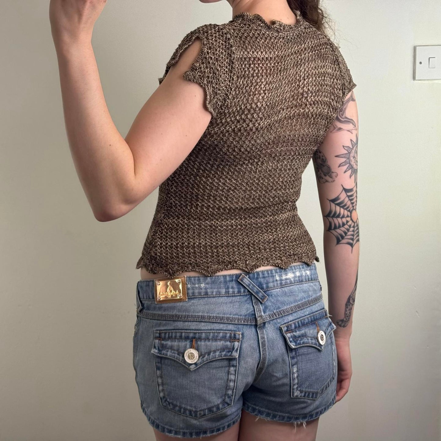 Y2K vintage Wet Seal knit v neck top low cut slight crop bow stretchy brown