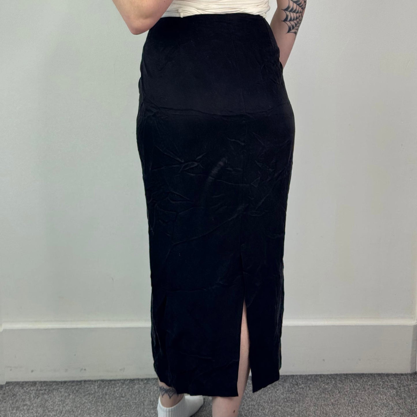 Y2K vintage tie front knot twist maxi skirt black lightweight floaty summer