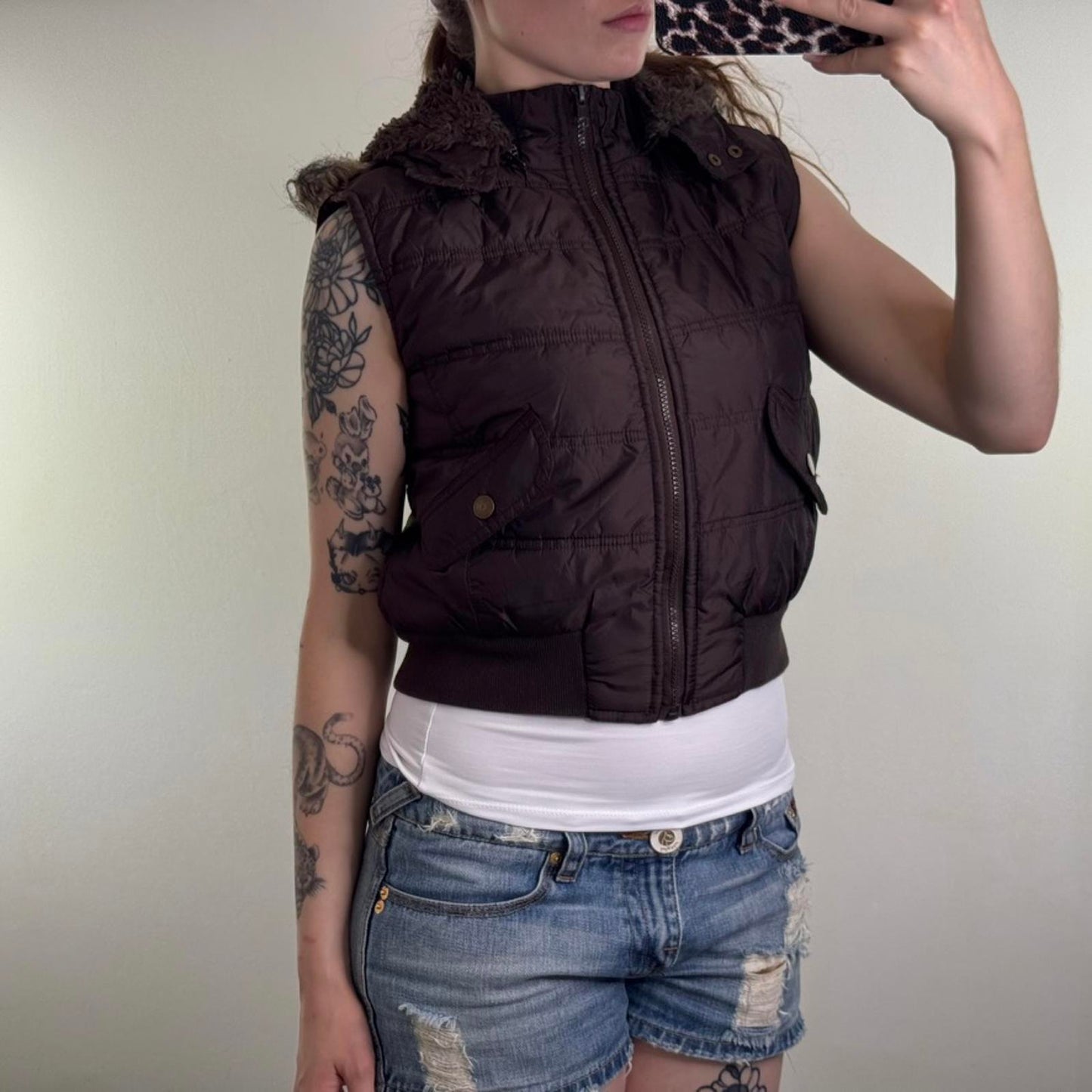 Y2K vintage lightweight puffer gilet sleeveless jacket faux fur trim hood zip up