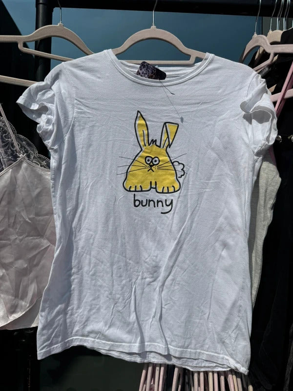 Y2K vintage bunny t shirt graphic print