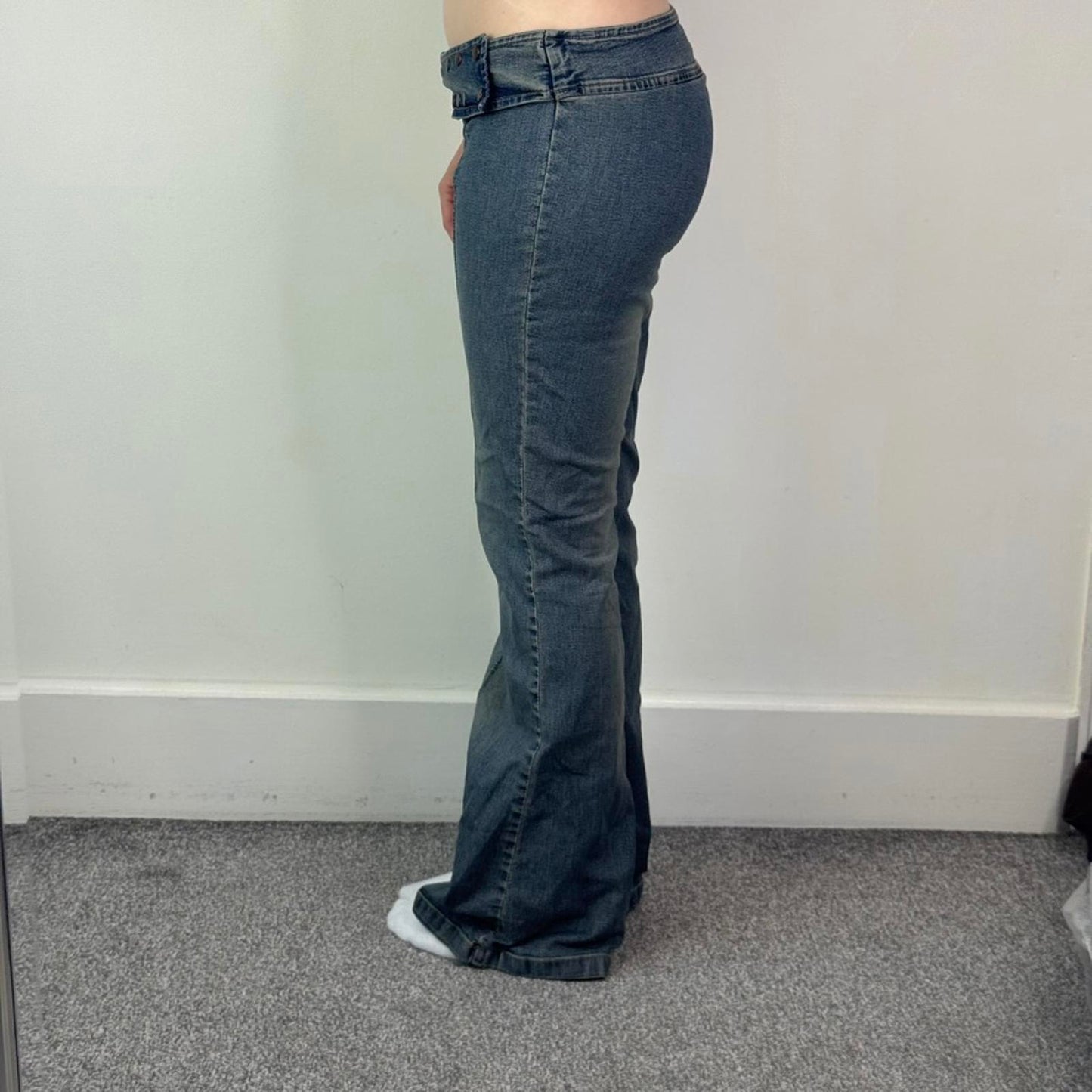 Y2K vintage stretchy low rise bootcut faded denim jeans popper studs belt