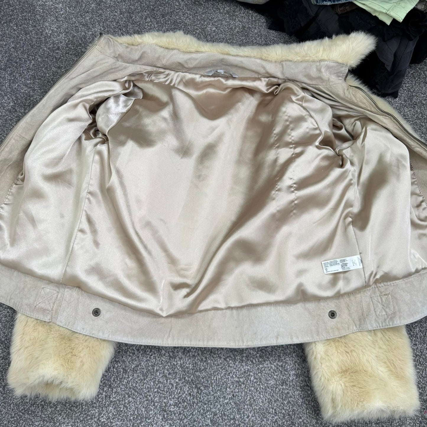 Y2K vintage faux fur zip up coat genuine suede trim collar beige fluffy