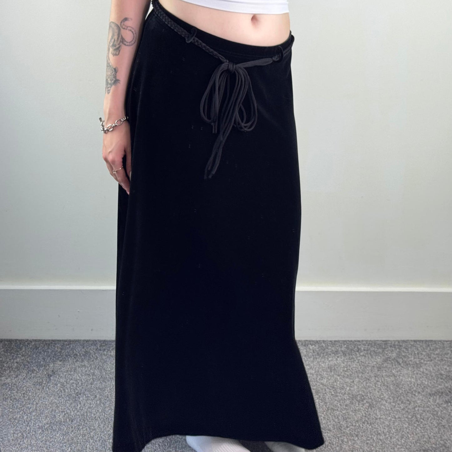 Y2K vintage velour stretchy maxi skirt black with braided belt a line flowy