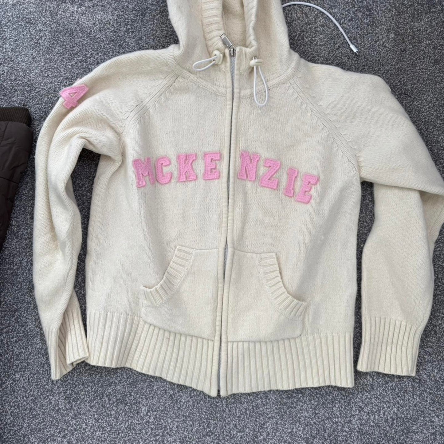 Y2K vintage McKenzie wool blend zip up hoodie pink toggles cream pink
