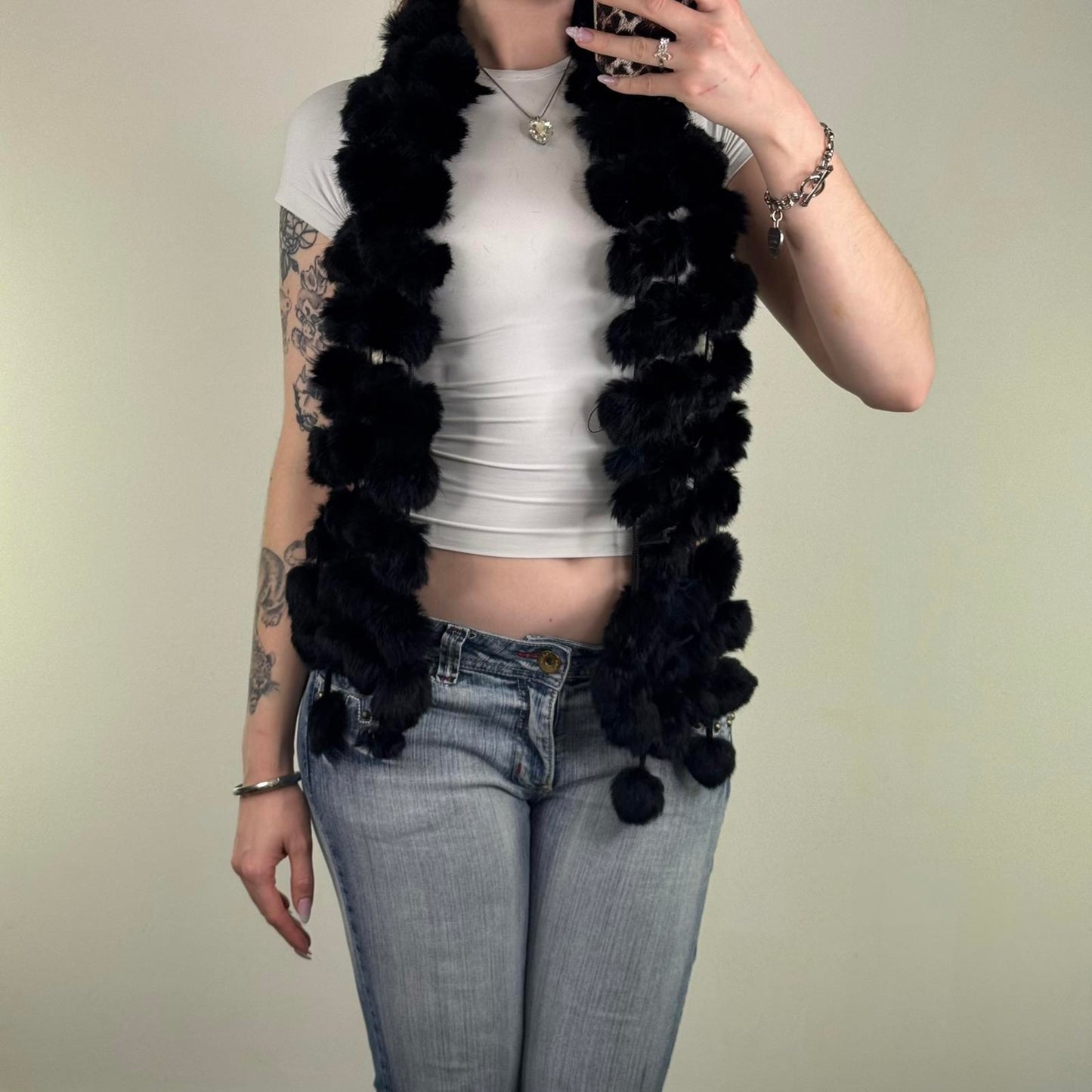 Y2K vintage genuine fur pom pom scarf black short length