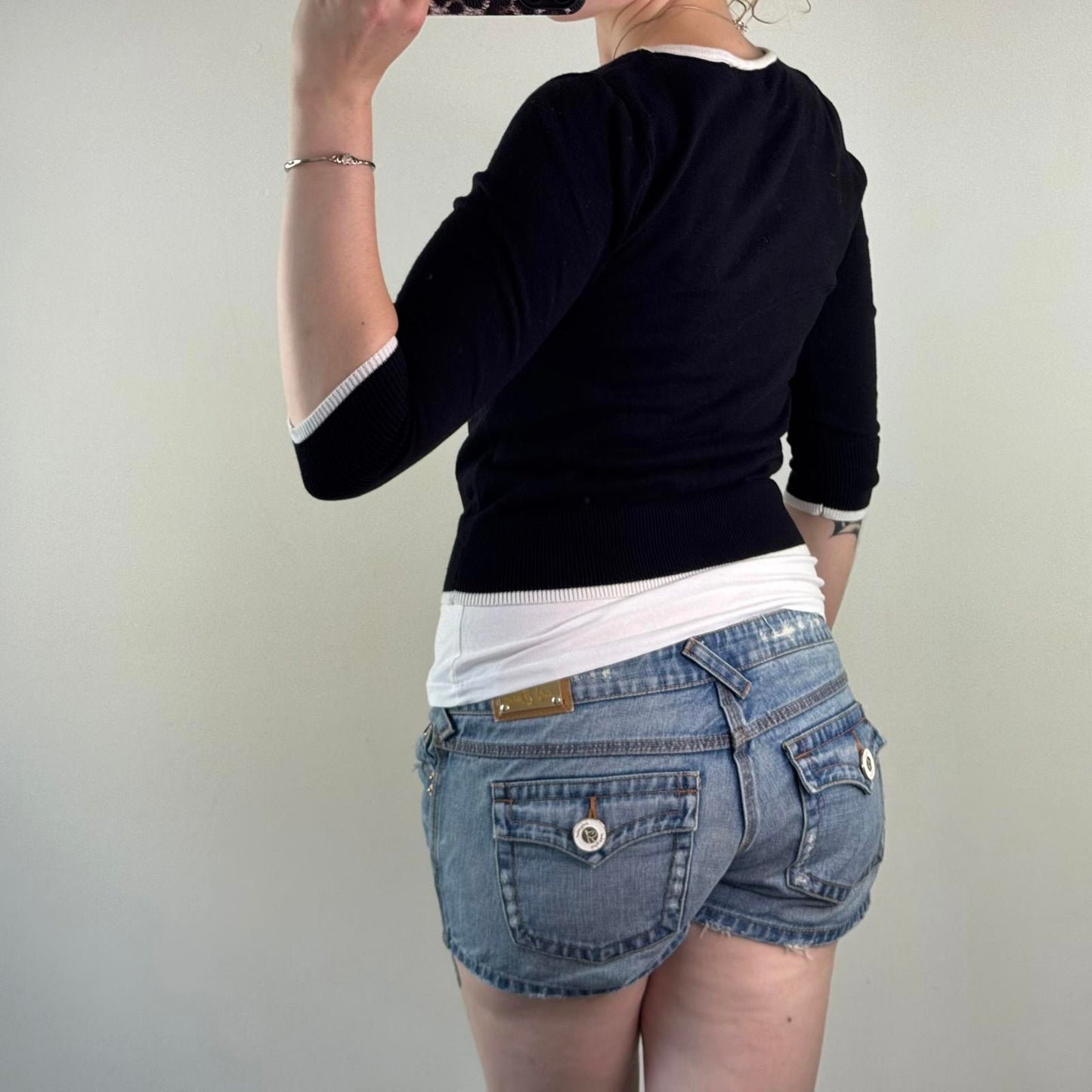 Y2K vintage button up fine knit cardigan half sleeve bow stripe black white