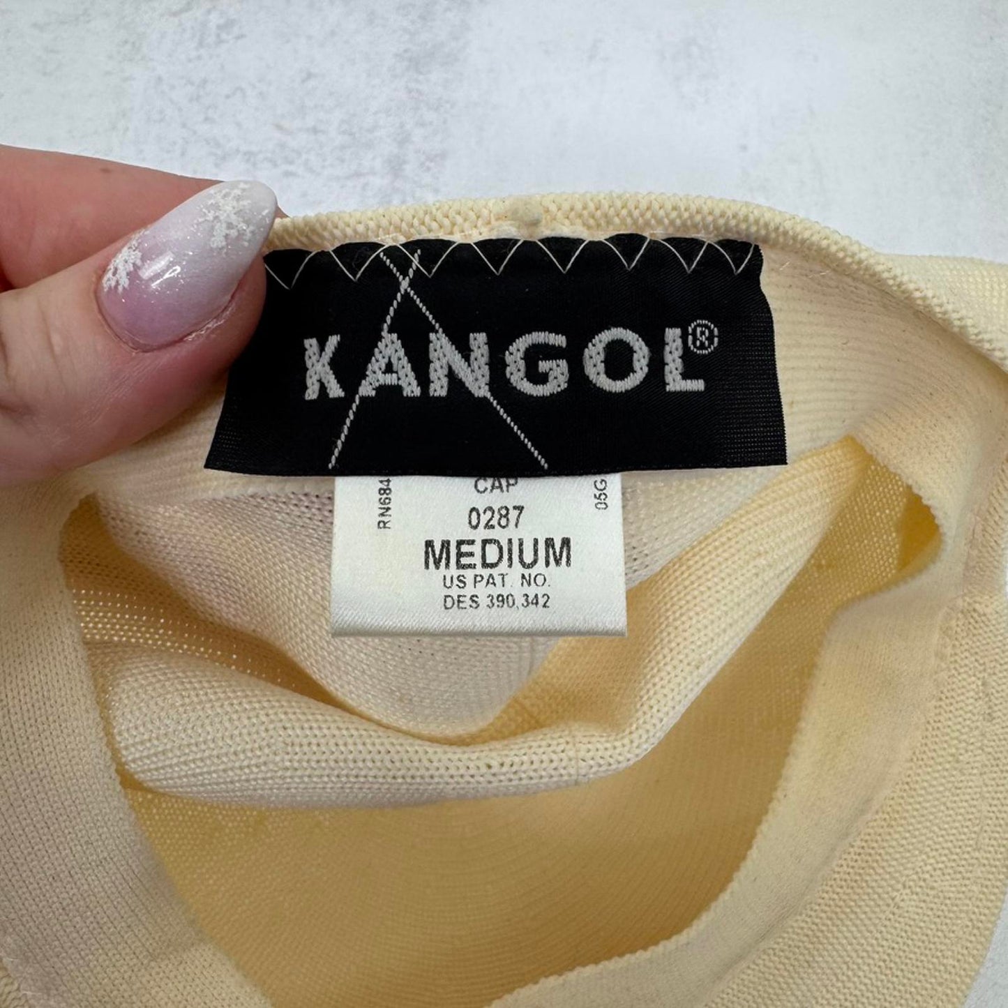 90s Y2K vintage Kangol cap beret unisex cream