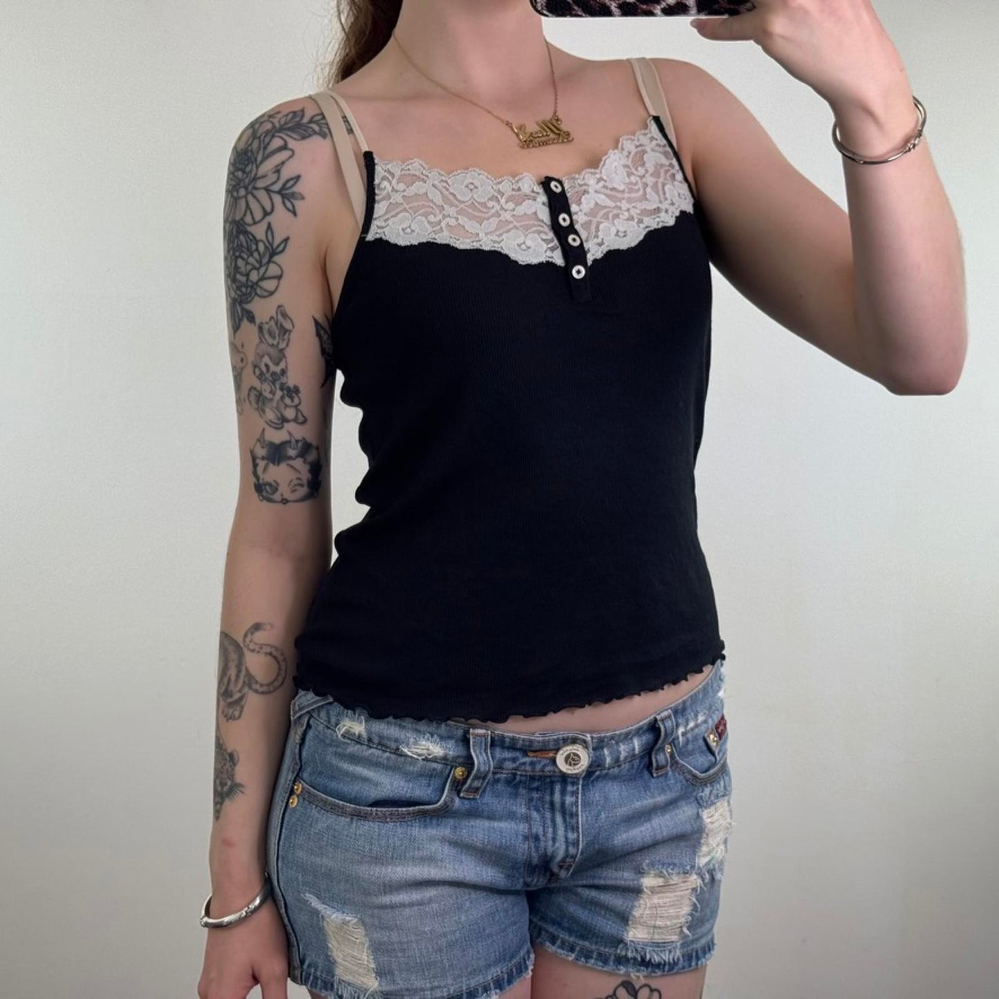 Y2K vintage Gap lace trim henley cami top ribbed stretchy button up black white