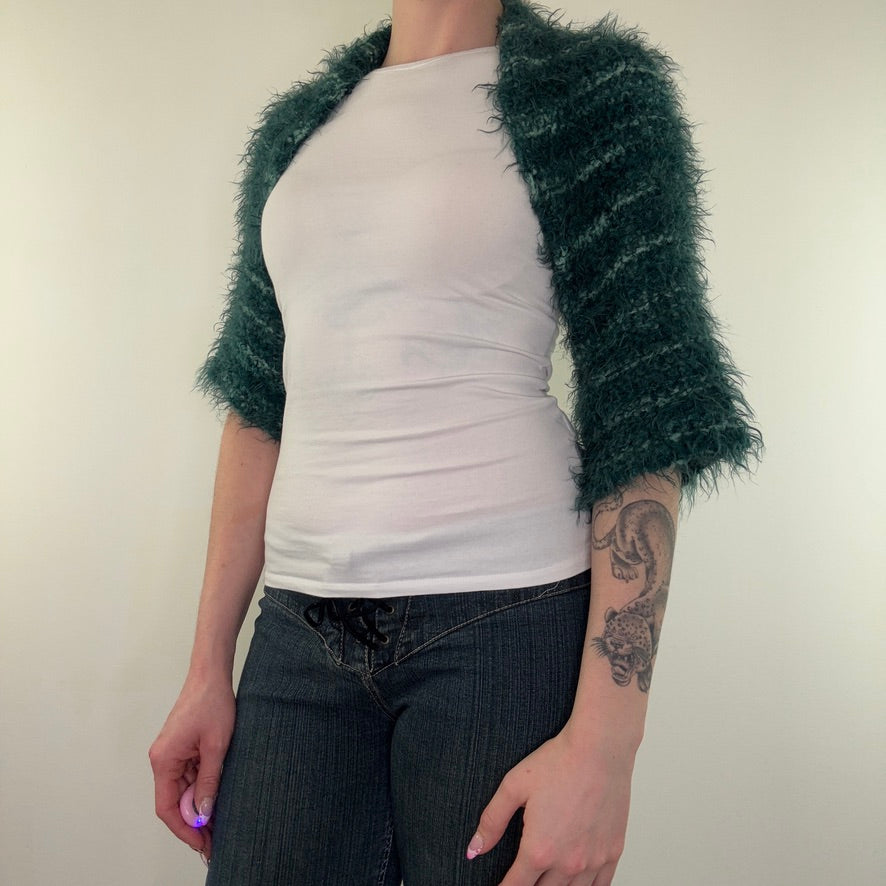 Y2K vintage knit cardigan shaggy chunky half sleeve bolero