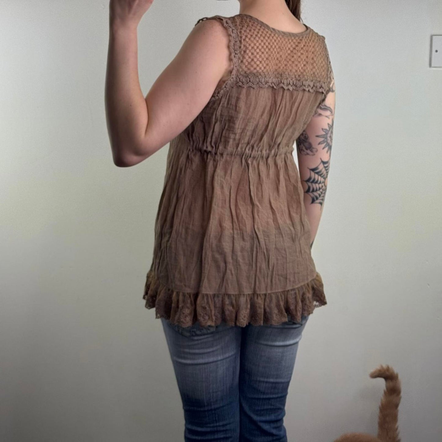 Y2K vintage sleeveless blouse frill trim hem buttons mesh ruffle babydoll