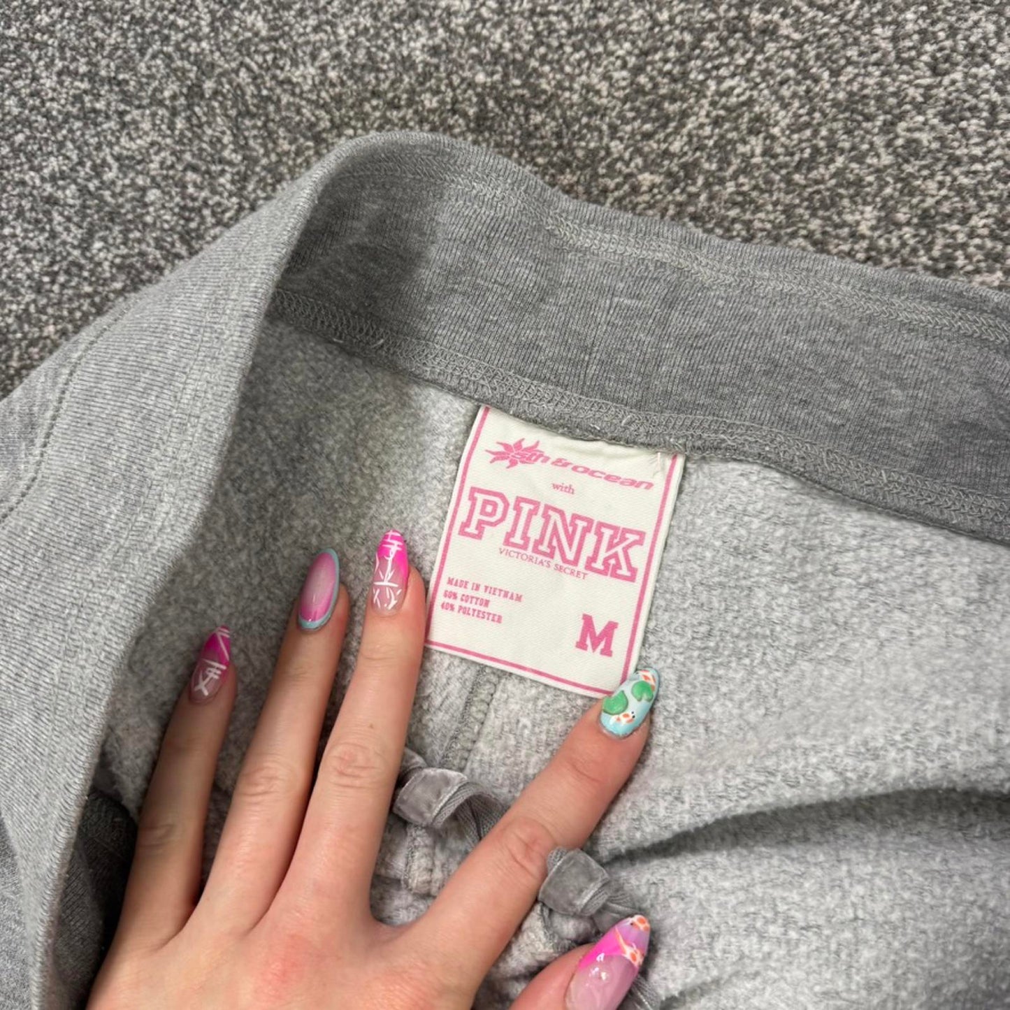 Y2K vintage Victoria's Secret PINK 5th & Ocean capri cropped jogging bottoms